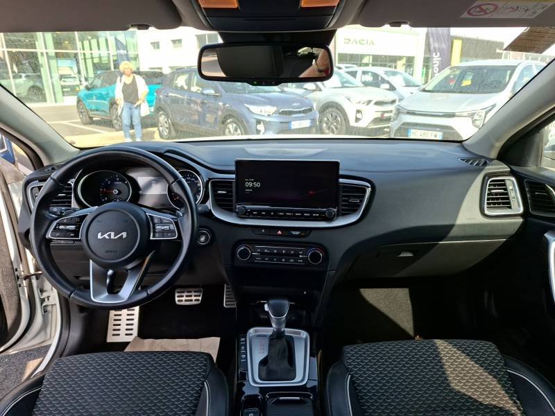 Kia Xceed - Photo 11
