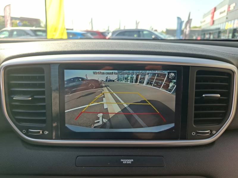 Kia Sportage - Photo 23