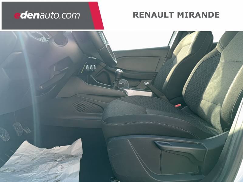 Renault Clio - Photo 24