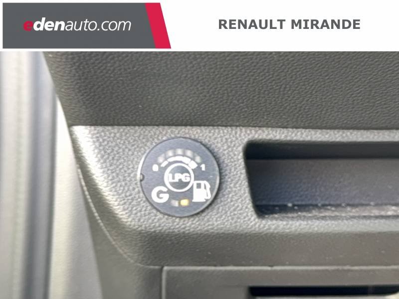 Renault Clio - Photo 26