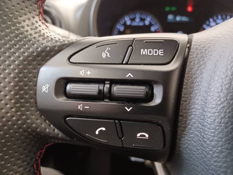 Kia Picanto - Photo 26