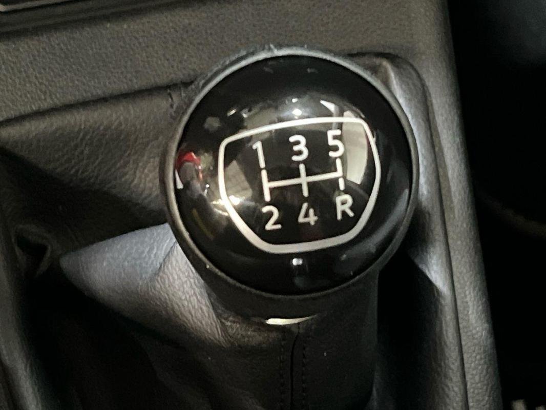 Volkswagen Up! - Photo 11