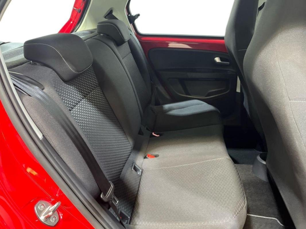 Volkswagen Up! - Photo 23