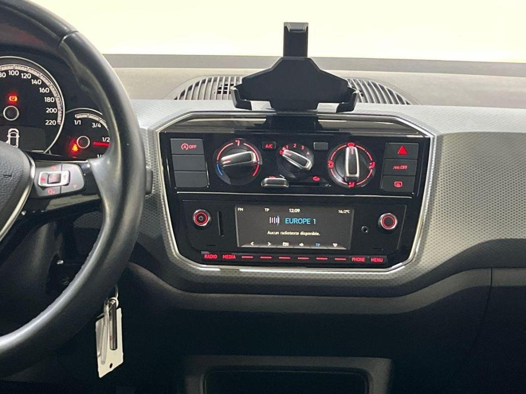 Volkswagen Up! - Photo 10