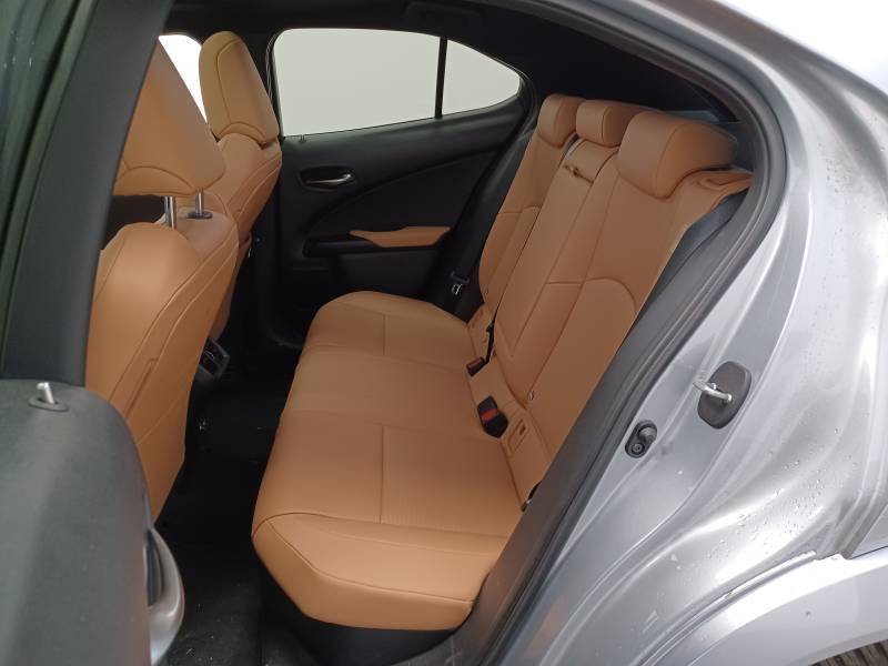 Lexus UX - Photo 13