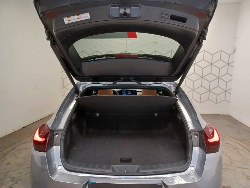 Lexus UX - Photo 14