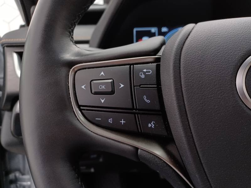 Lexus UX - Photo 21