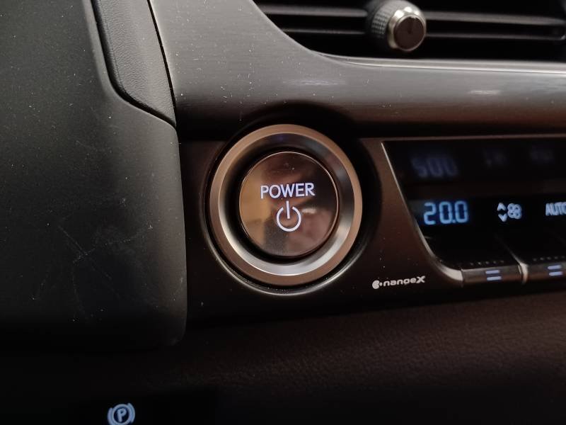 Lexus UX - Photo 32