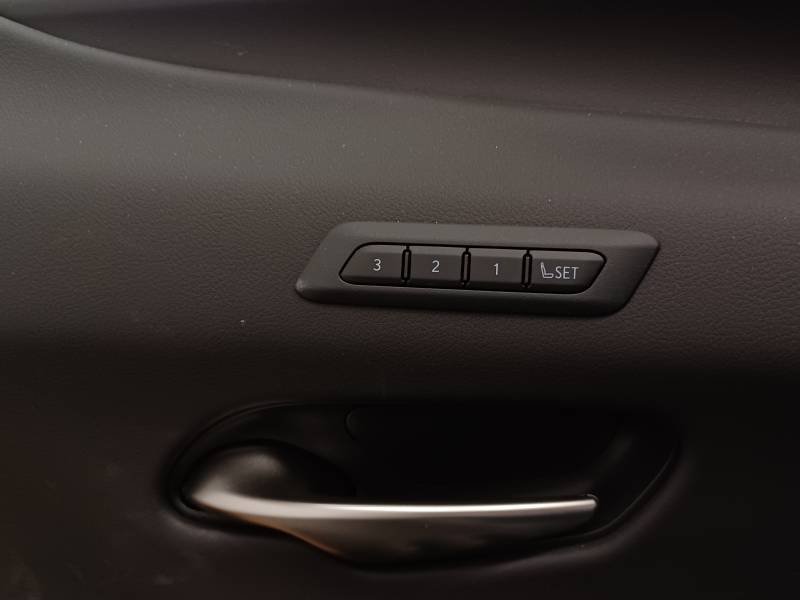 Lexus UX - Photo 37