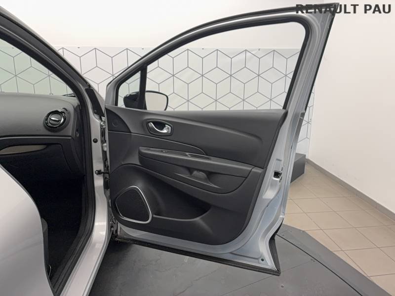 Renault Captur - Photo 16