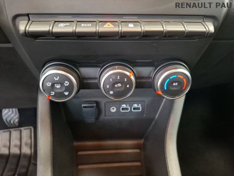 Renault Clio - Photo 25