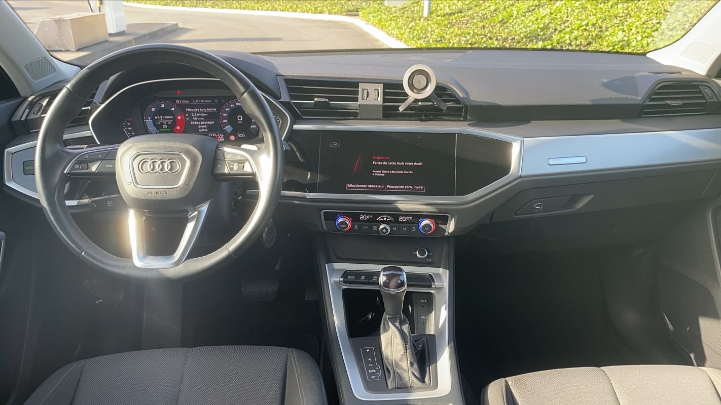 Audi Q3 - Photo 11