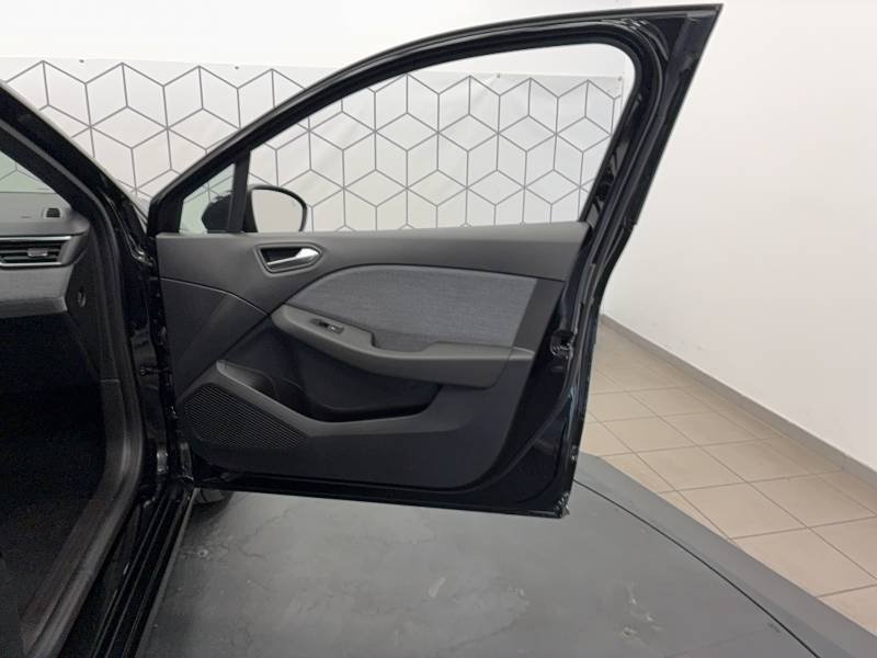Renault Clio - Photo 16