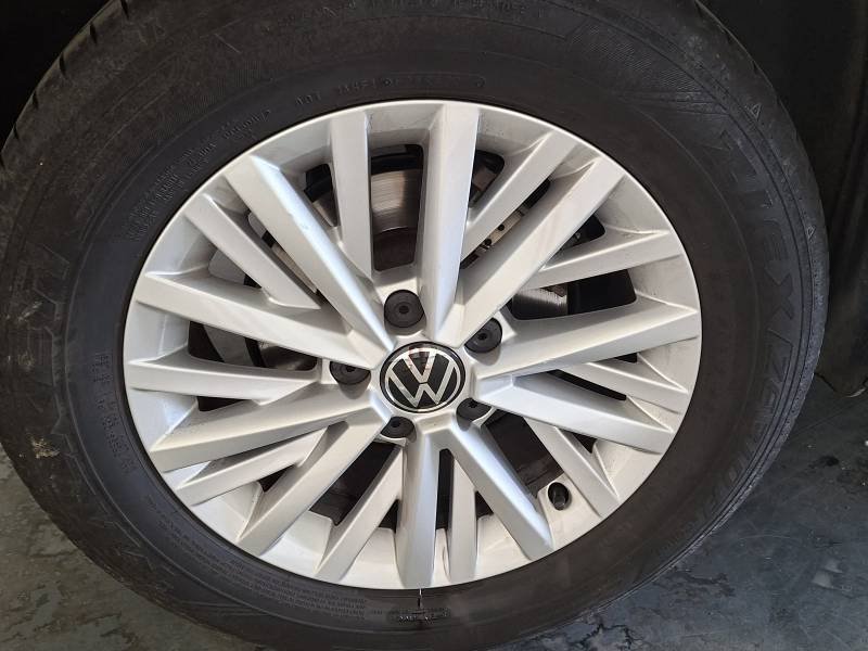Volkswagen T-Roc - Photo 13