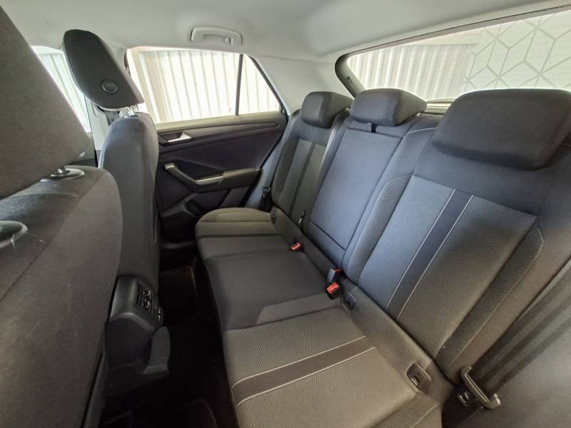 Volkswagen T-Roc - Photo 22