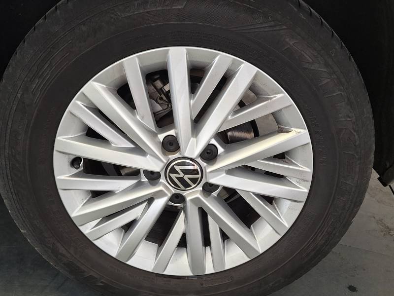 Volkswagen T-Roc - Photo 9