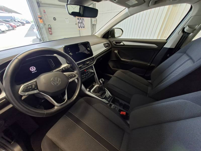 Volkswagen T-Roc - Photo 10