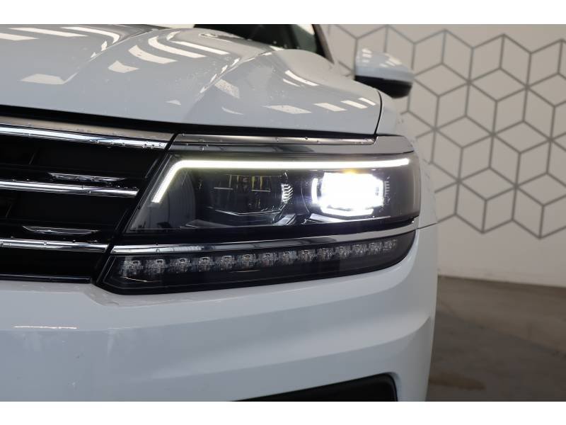 Volkswagen Tiguan - Photo 11