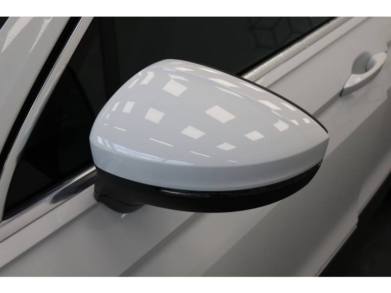 Volkswagen Tiguan - Photo 12