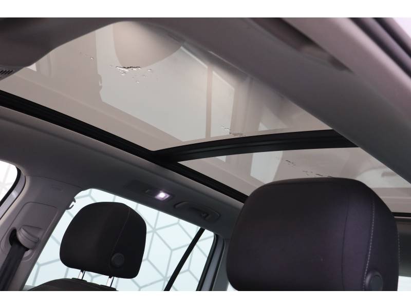 Volkswagen Tiguan - Photo 16