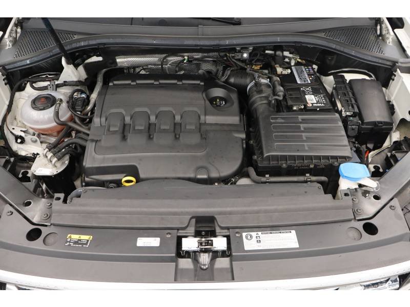 Volkswagen Tiguan - Photo 18