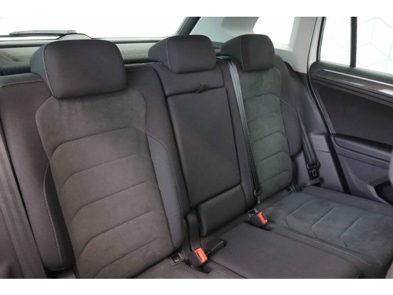 Volkswagen Tiguan - Photo 22
