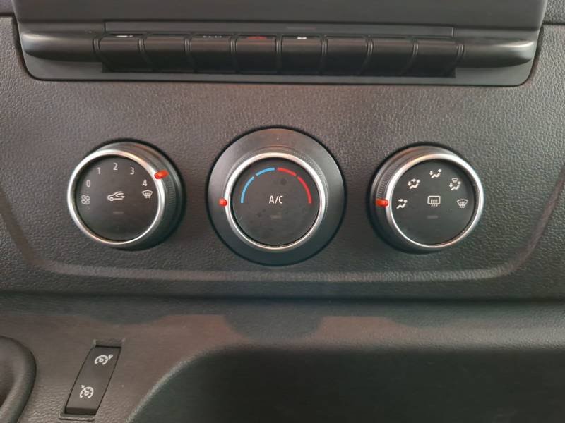Renault Master - Photo 22
