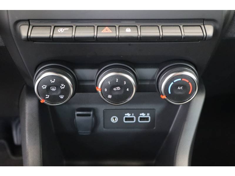 Renault Clio - Photo 32