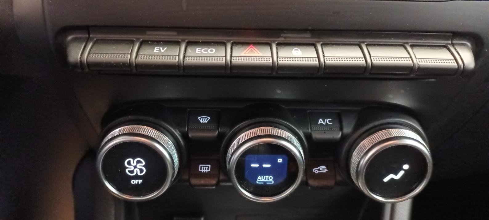 Renault Captur - Photo 16