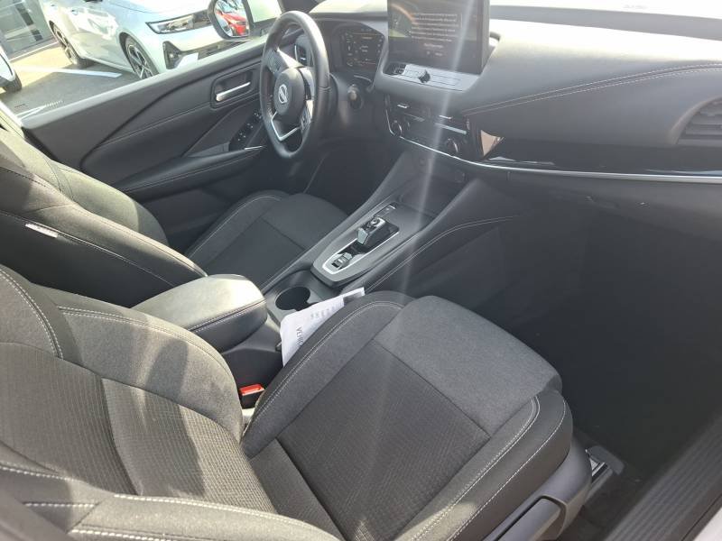 Nissan Qashqai - Photo 12