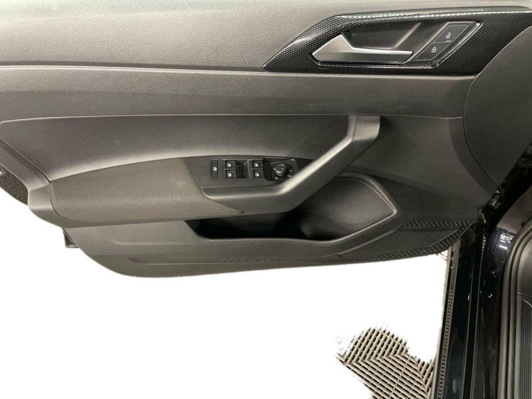 Volkswagen Polo - Photo 15