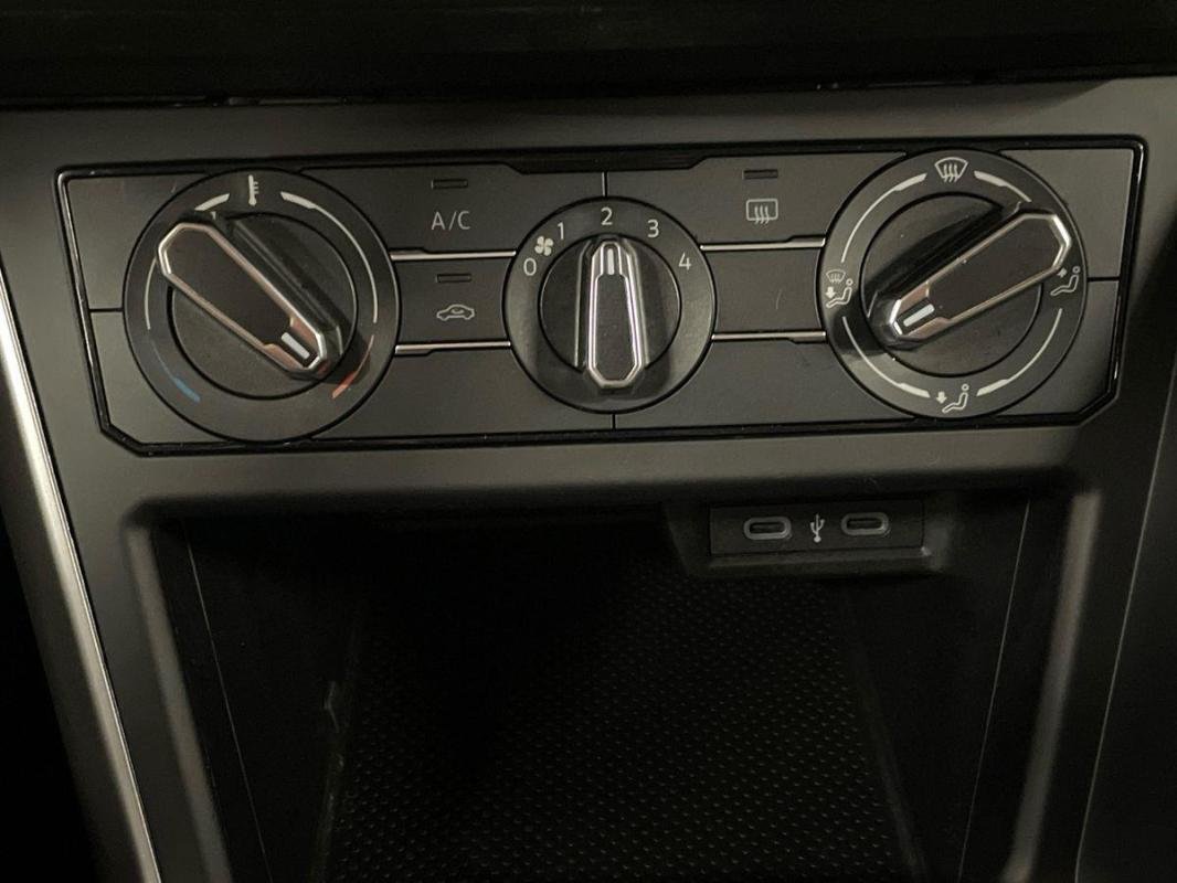 Volkswagen Polo - Photo 19