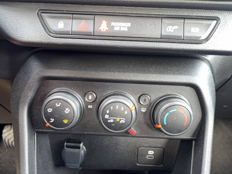 Dacia Sandero - Photo 20