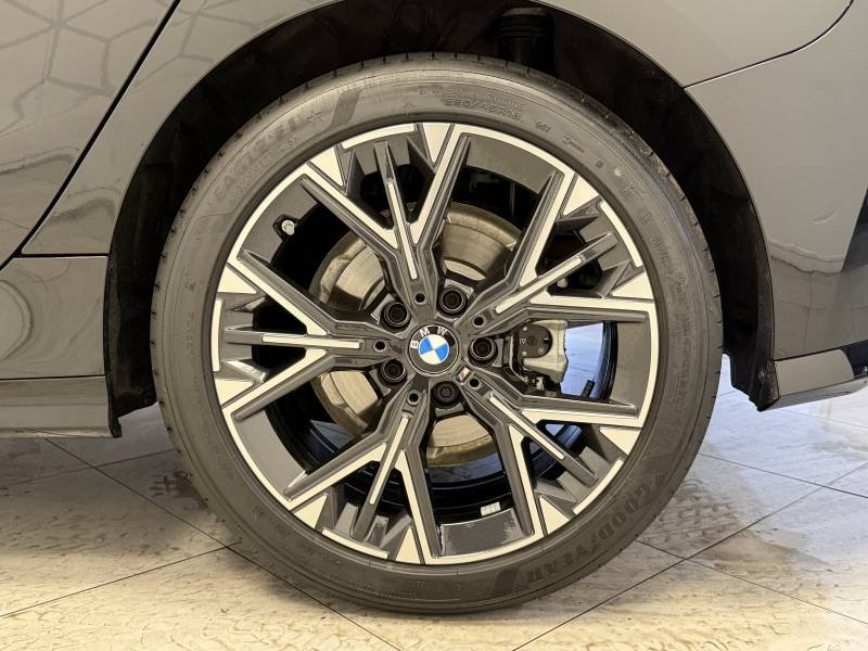 BMW Série 1 - Photo 9