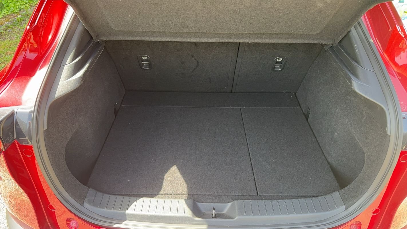 Mazda CX-30 - Photo 14