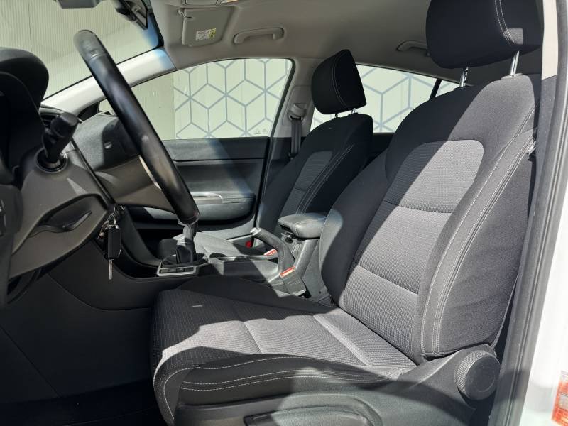 Kia Sportage - Photo 13