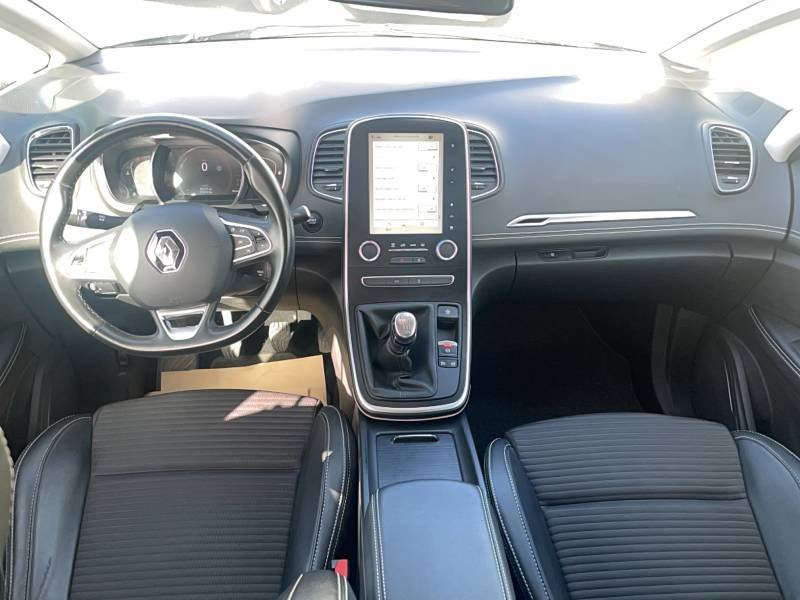 Renault Scénic - Photo 11