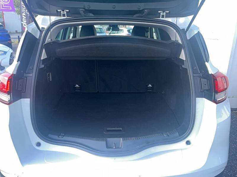 Renault Scénic - Photo 23