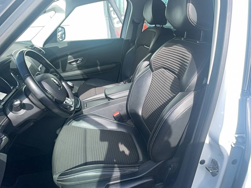 Renault Scénic - Photo 10