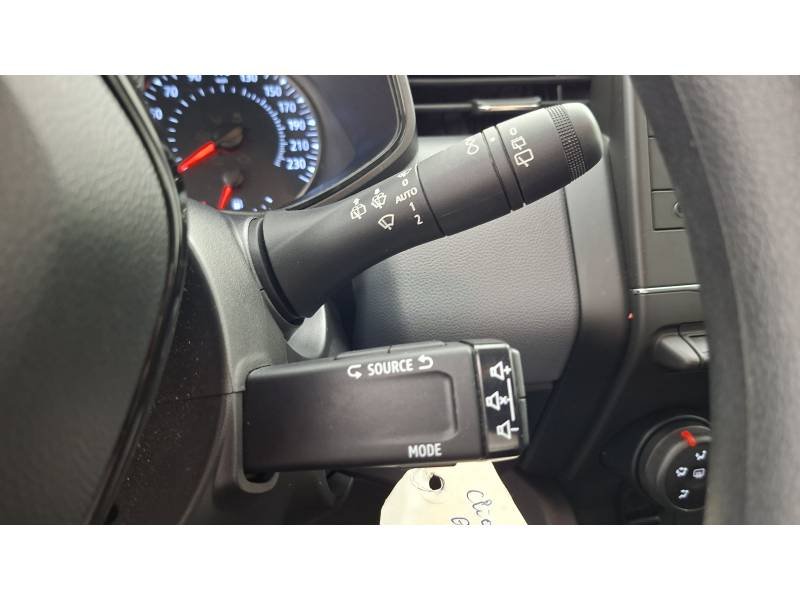 Renault Clio - Photo 21