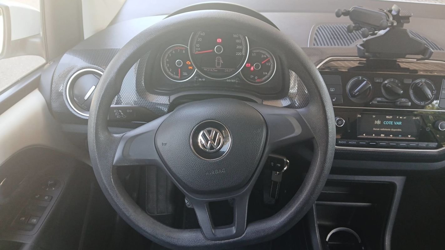 Volkswagen Up! - Photo 22
