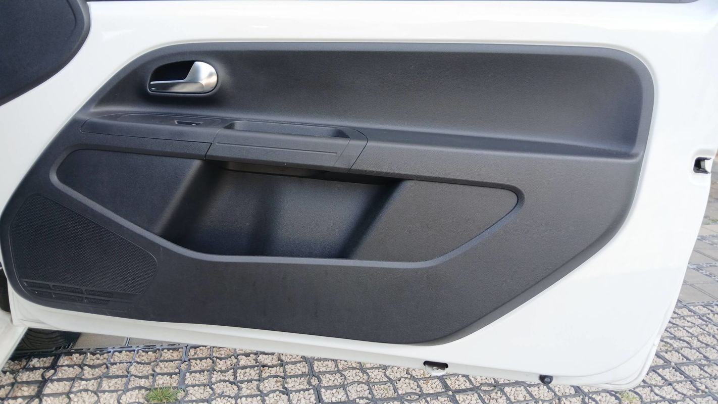 Volkswagen Up! - Photo 24