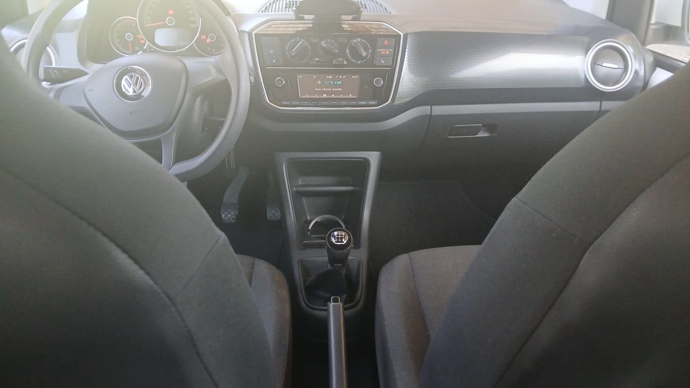 Volkswagen Up! - Photo 28