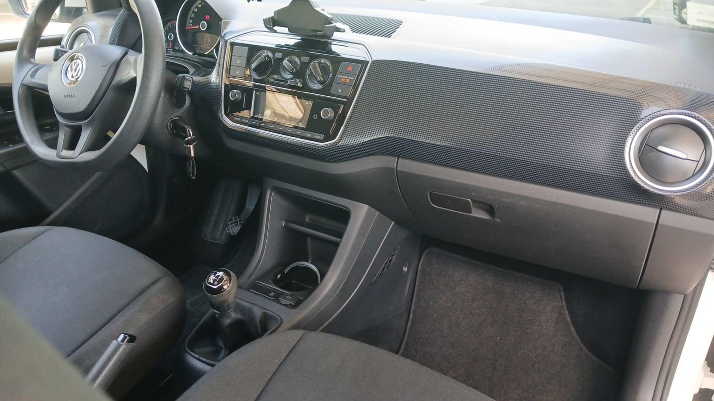 Volkswagen Up! - Photo 10