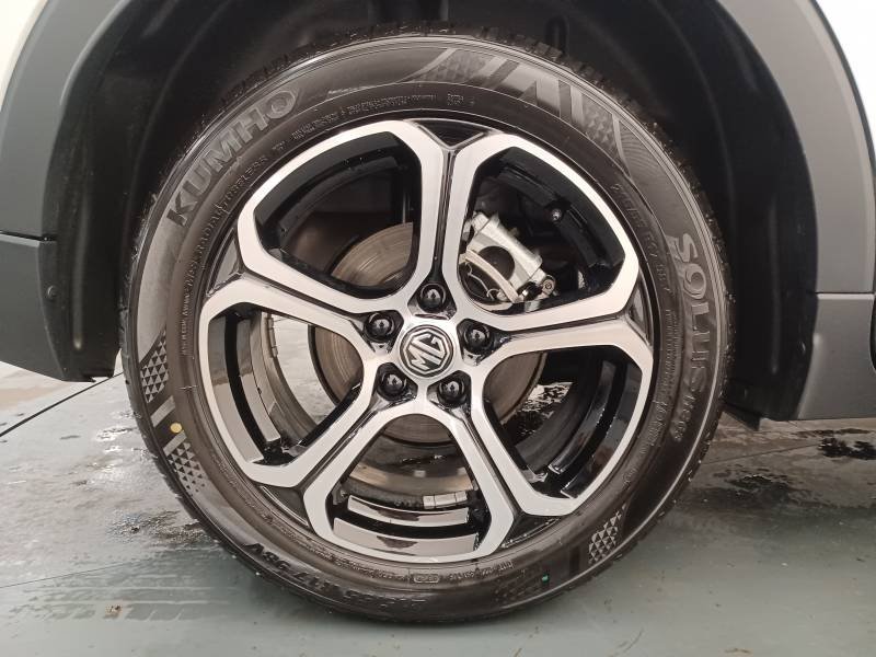 MG ZS - Photo 9