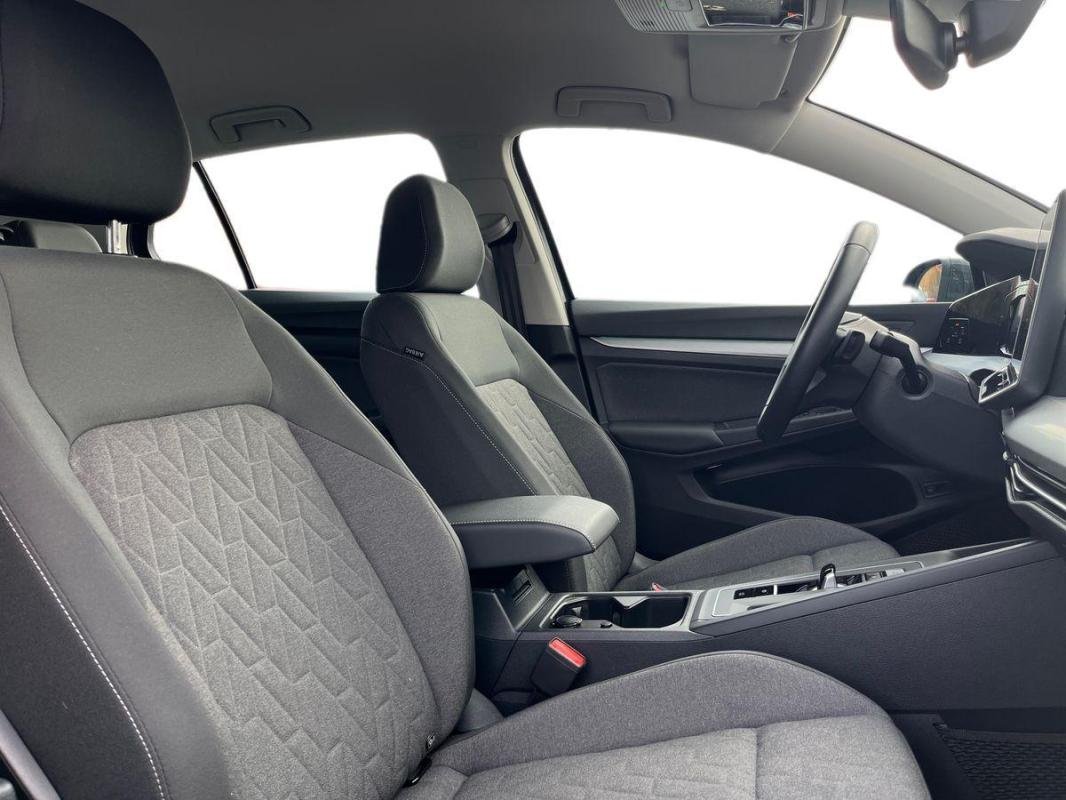 Volkswagen Golf - Photo 13