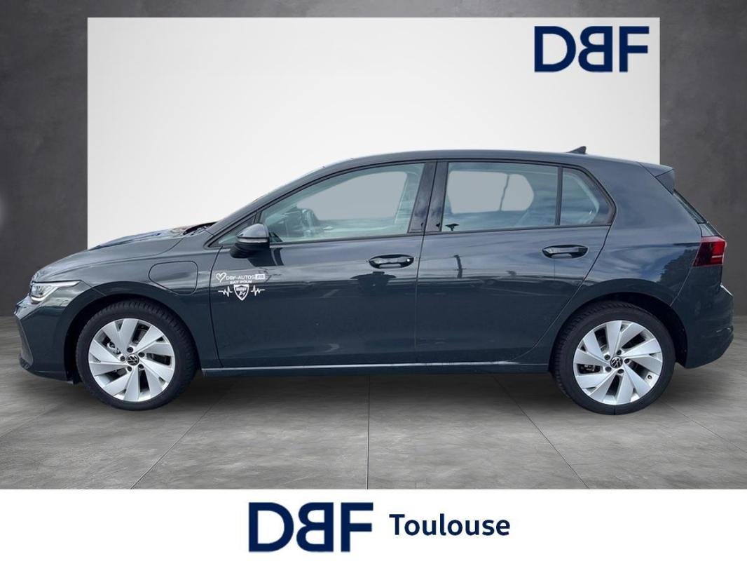 Volkswagen Golf - Photo 2