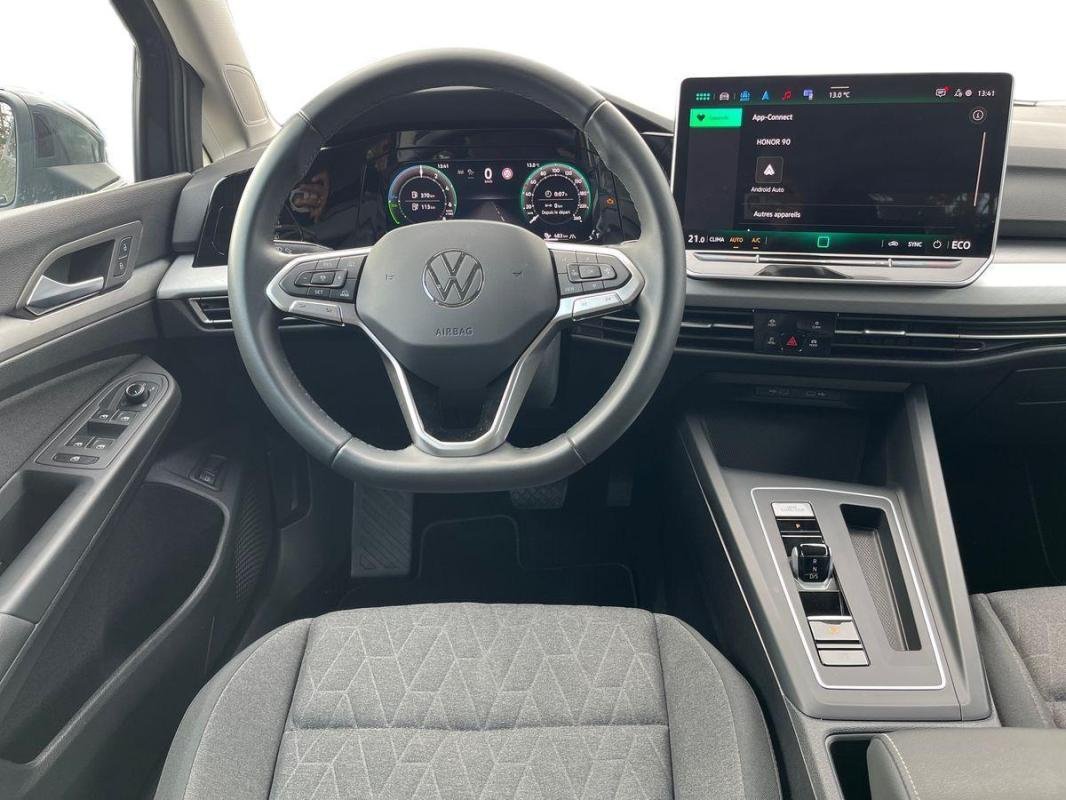 Volkswagen Golf - Photo 24