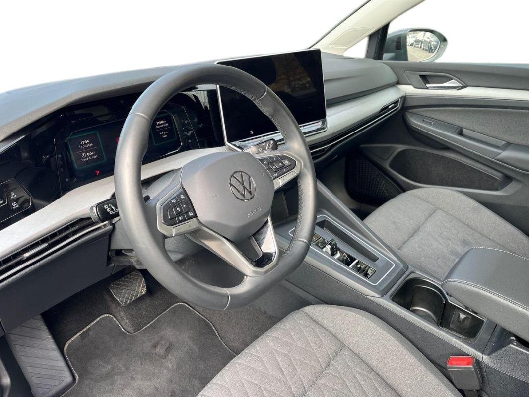 Volkswagen Golf - Photo 9