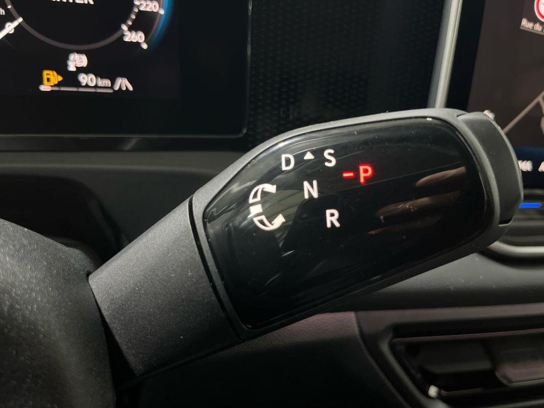 Volkswagen Tiguan - Photo 11
